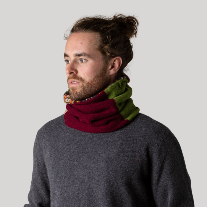 Pioneer Snood